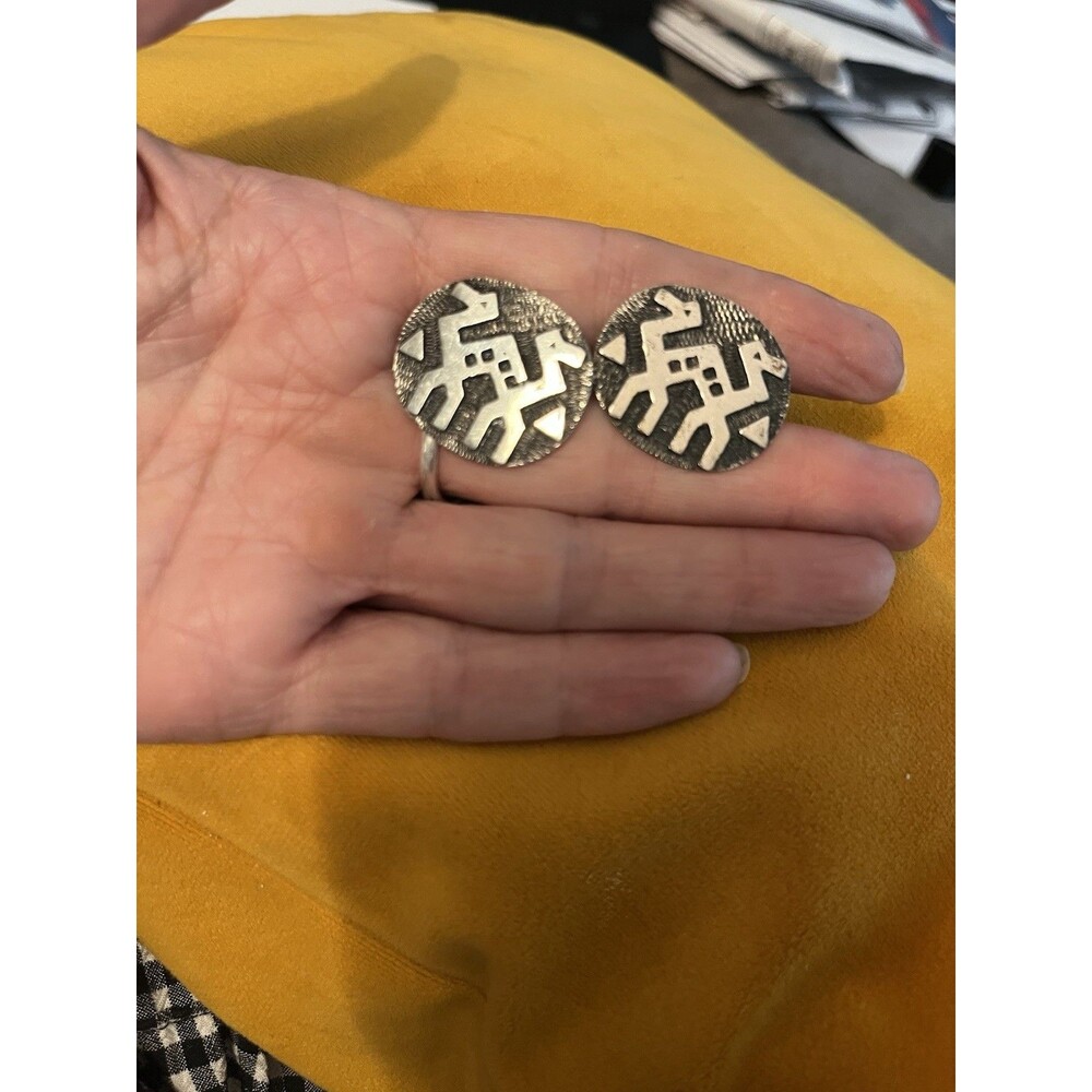 Vintage MCM  1960’s Old 900 Silver Ecuador Carved Etched Llama Cufflinks Men’s